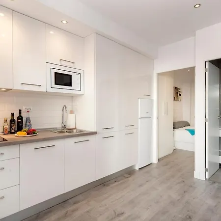 New With Pool, 10 Mins Walk From * Málaga