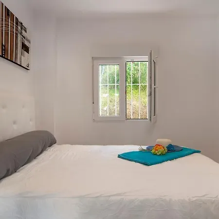 Lägenhet New With Pool, 10 Mins Walk From Málaga